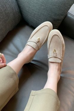 Women's Sheepskin Tassel Lock Loafers - Flat Slip-On Cashmere Flats for Versatile Everyday Style