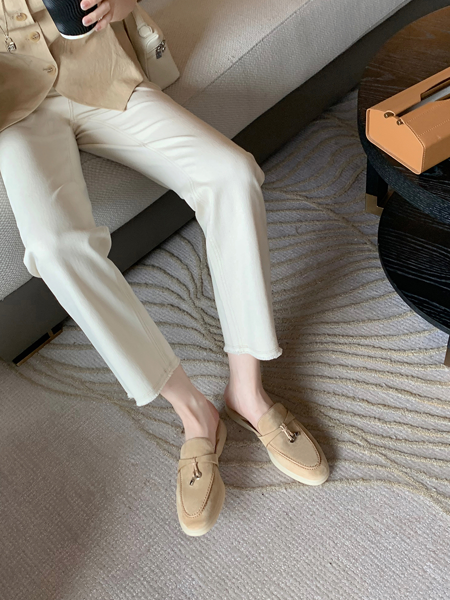 Women's Sheepskin Tassel Lock Loafers - Flat Slip-On Cashmere Flats for Versatile Everyday Style Women's Sheepskin Tassel Lock Loafers - Flat Slip-On Cashmere Flats for Versatile Everyday Style