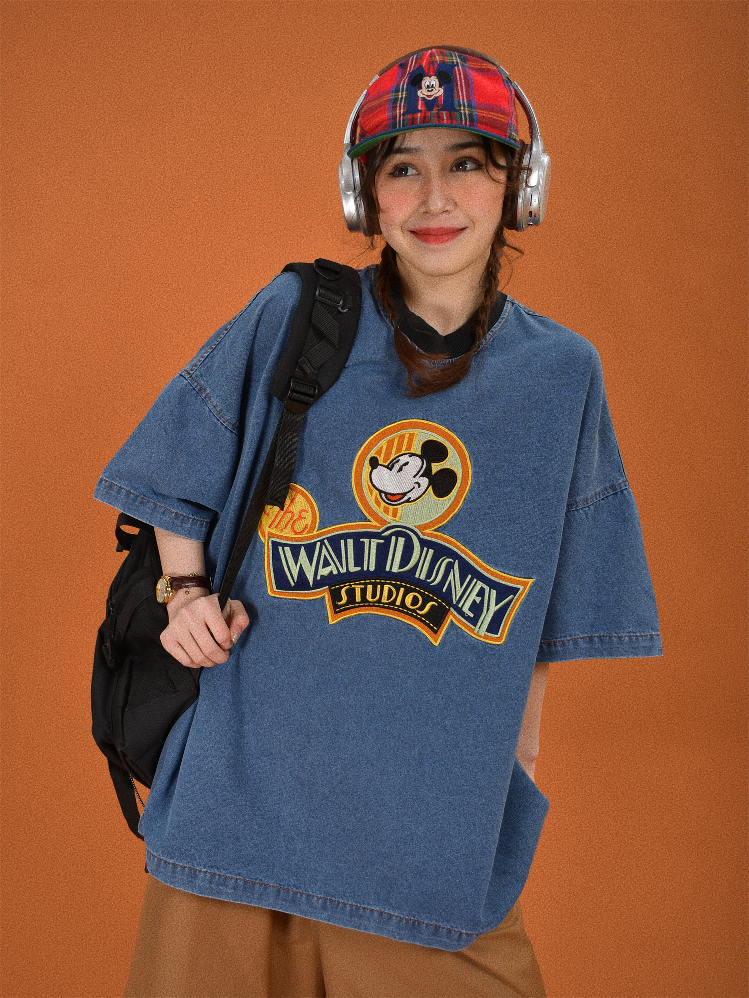 Women's Short Sleeve Denim T-Shirt with Cartoon Embroidery - Loose Fit, Round Neck, Summer Style, Vintage-Inspired Women's Short Sleeve Denim T-Shirt with Cartoon Embroidery - Loose Fit, Round Neck, Summer Style, Vintage-Inspired