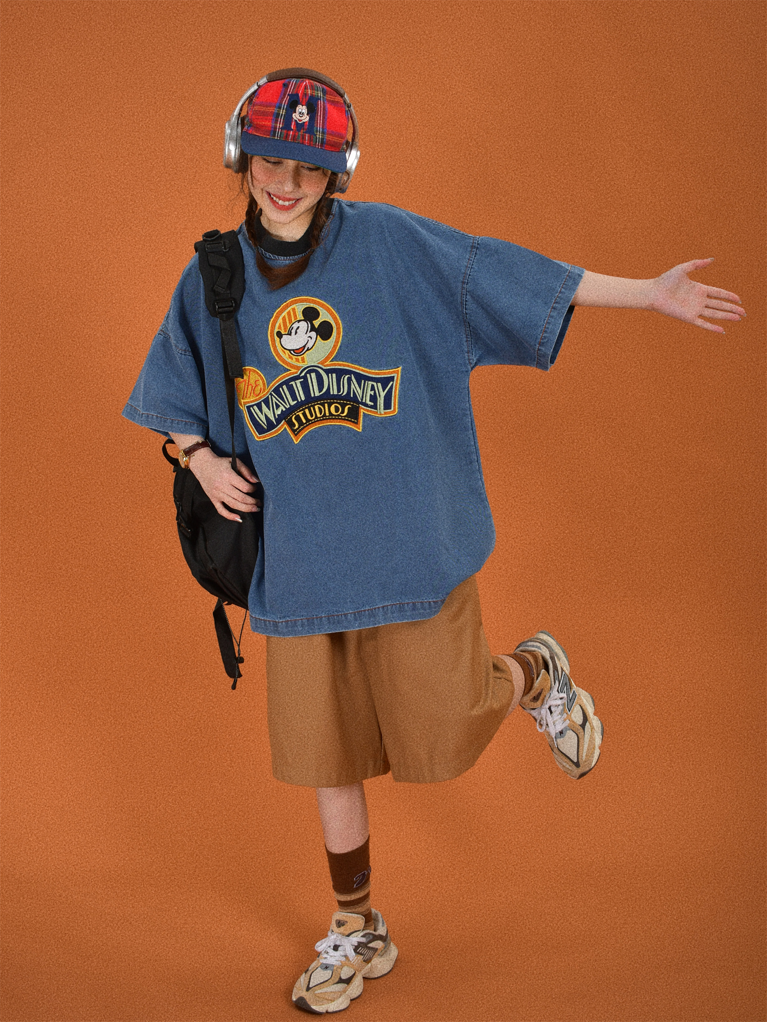 Women's Short Sleeve Denim T-Shirt with Cartoon Embroidery - Loose Fit, Round Neck, Summer Style, Vintage-Inspired Women's Short Sleeve Denim T-Shirt with Cartoon Embroidery - Loose Fit, Round Neck, Summer Style, Vintage-Inspired