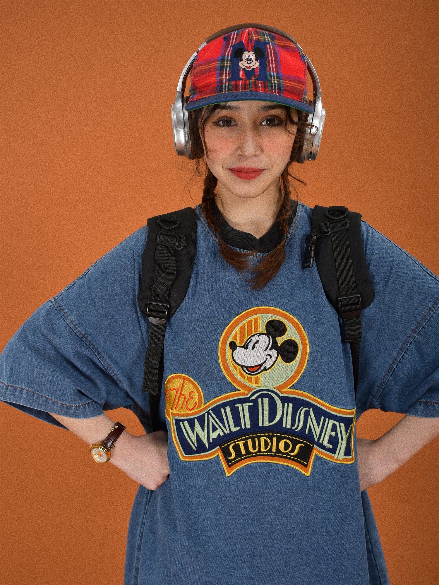 Women's Short Sleeve Denim T-Shirt with Cartoon Embroidery - Loose Fit, Round Neck, Summer Style, Vintage-Inspired Women's Short Sleeve Denim T-Shirt with Cartoon Embroidery - Loose Fit, Round Neck, Summer Style, Vintage-Inspired