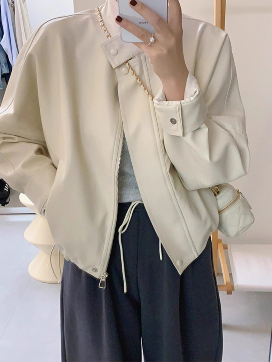 Women's Short White Leather Motorcycle Jacket - Trendy 2024 Spring Autumn Style for Petite Figures Women's Short White Leather Motorcycle Jacket - Trendy 2024 Spring Autumn Style for Petite Figures