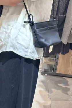 Women's Single-Shoulder Dumpling Bag - High-Quality Minimalist Bucket Crossbody for Autumn/Winter 2025 Fashion Trends