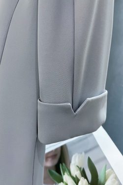 Women’s Slim Fit Blue Blazer Jacket with Seven-Point Sleeves - Trendy Spring/Summer Commuter Style 2025