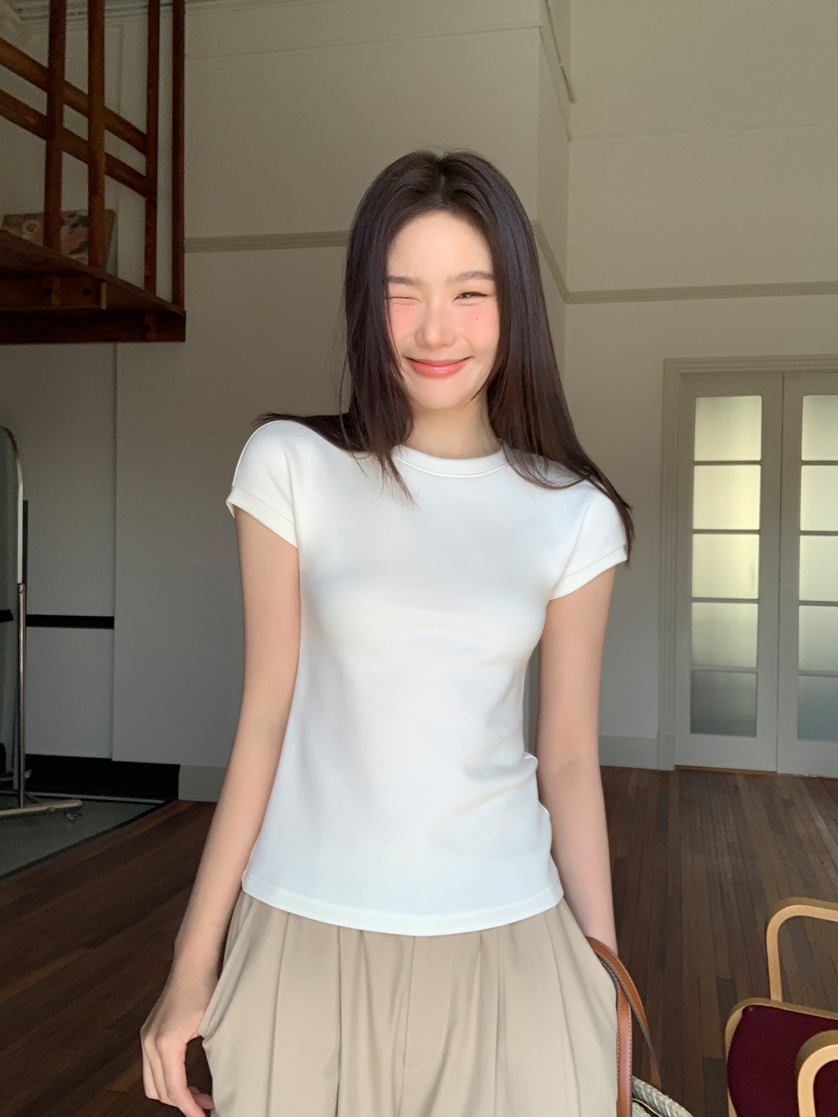 Women's Slim Fit Short Sleeve Raglan T-Shirt - Basic Style Spring/Summer Top, Simple and Elegant Fashion Women's Slim Fit Short Sleeve Raglan T-Shirt - Basic Style Spring/Summer Top, Simple and Elegant Fashion