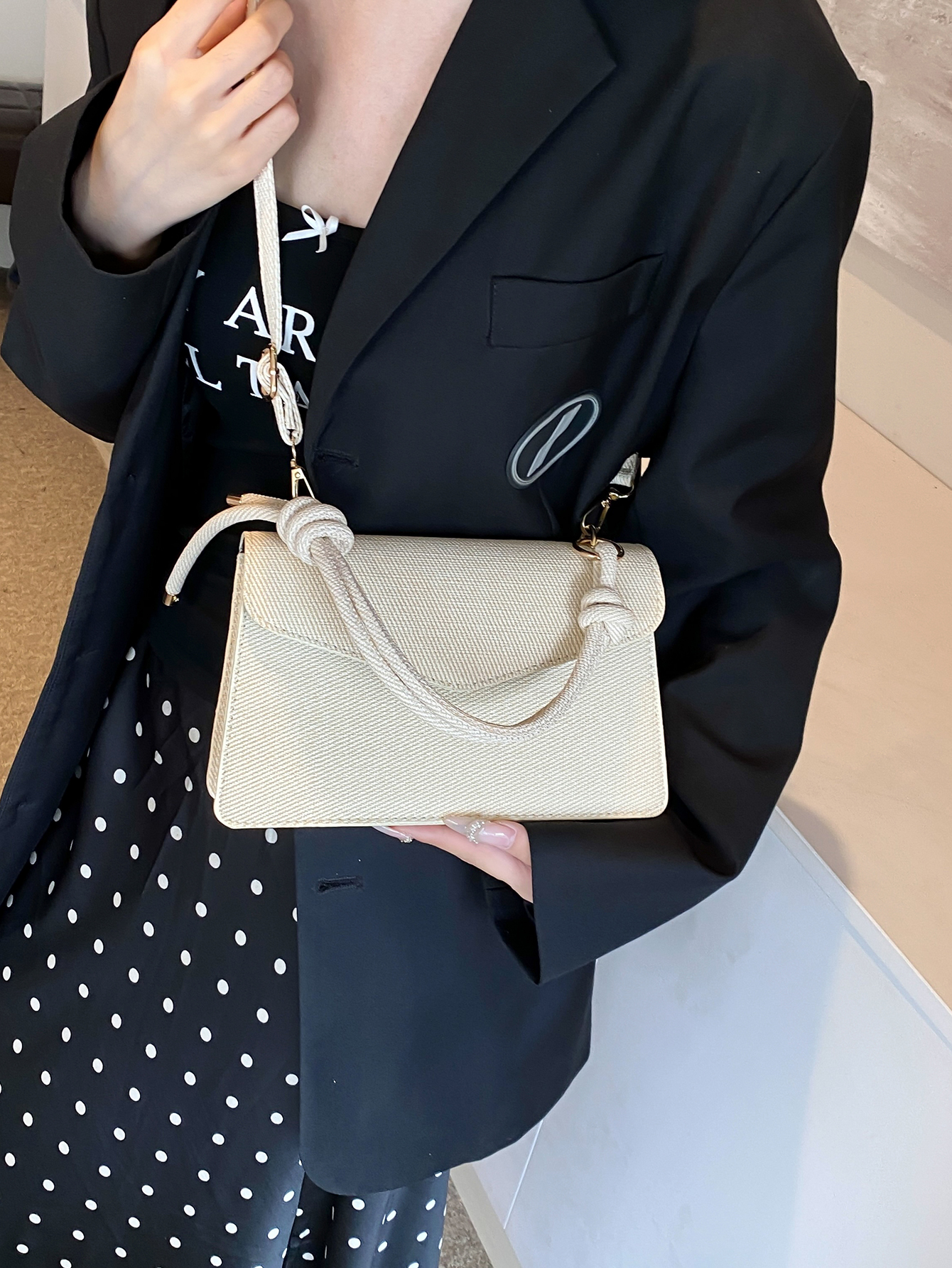 Women's Small Square Handbag - High-End Texture Crossbody Bag for Summer 2025 - Versatile Fashionable Mini Bag Women's Small Square Handbag - High-End Texture Crossbody Bag for Summer 2025 - Versatile Fashionable Mini Bag