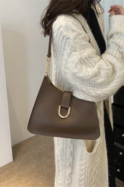 Women's Soft Leather Large Capacity Tote Bag with Chain Detail, Chic Handheld Shoulder Bag for Stylish Everyday Use