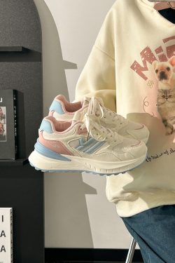 Women's Soft-Soled Mesh Sneakers - Breathable Little White Shoes, Versatile Summer 2025 Style, Trendy Dad Sneakers for Women