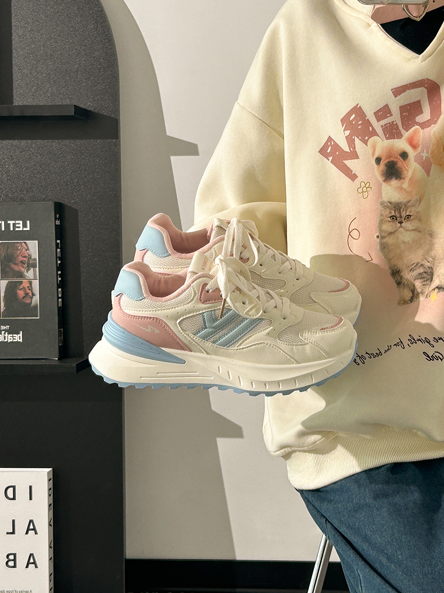 Women's Soft-Soled Mesh Sneakers - Breathable Little White Shoes, Versatile Summer 2025 Style, Trendy Dad Sneakers for Women Women's Soft-Soled Mesh Sneakers - Breathable Little White Shoes, Versatile Summer 2025 Style, Trendy Dad Sneakers for Women