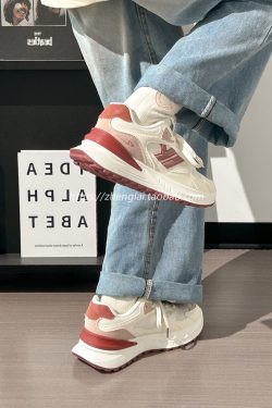 Women's Soft-Soled Mesh Sneakers - Breathable Little White Shoes, Versatile Summer 2025 Style, Trendy Dad Sneakers for Women