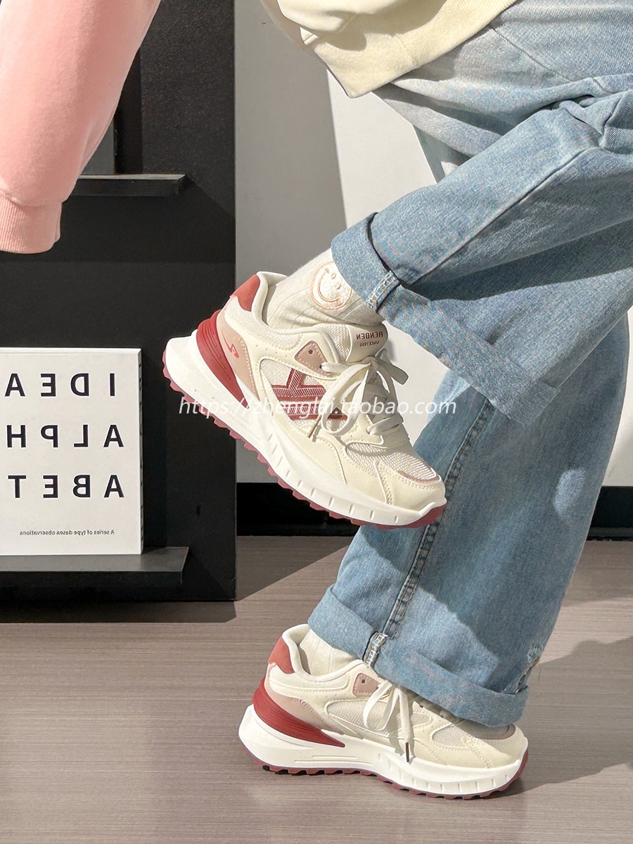 Women's Soft-Soled Mesh Sneakers - Breathable Little White Shoes, Versatile Summer 2025 Style, Trendy Dad Sneakers for Women Women's Soft-Soled Mesh Sneakers - Breathable Little White Shoes, Versatile Summer 2025 Style, Trendy Dad Sneakers for Women