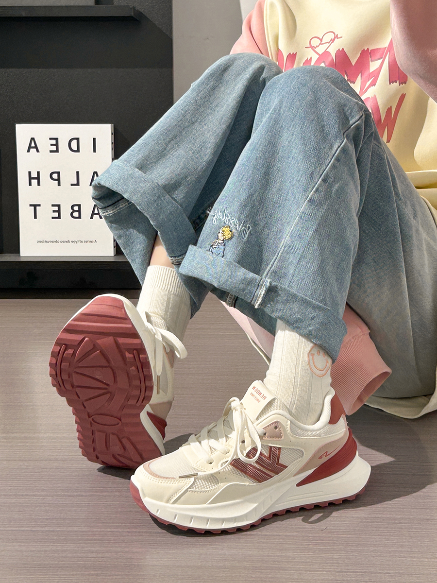 Women's Soft-Soled Mesh Sneakers - Breathable Little White Shoes, Versatile Summer 2025 Style, Trendy Dad Sneakers for Women Women's Soft-Soled Mesh Sneakers - Breathable Little White Shoes, Versatile Summer 2025 Style, Trendy Dad Sneakers for Women