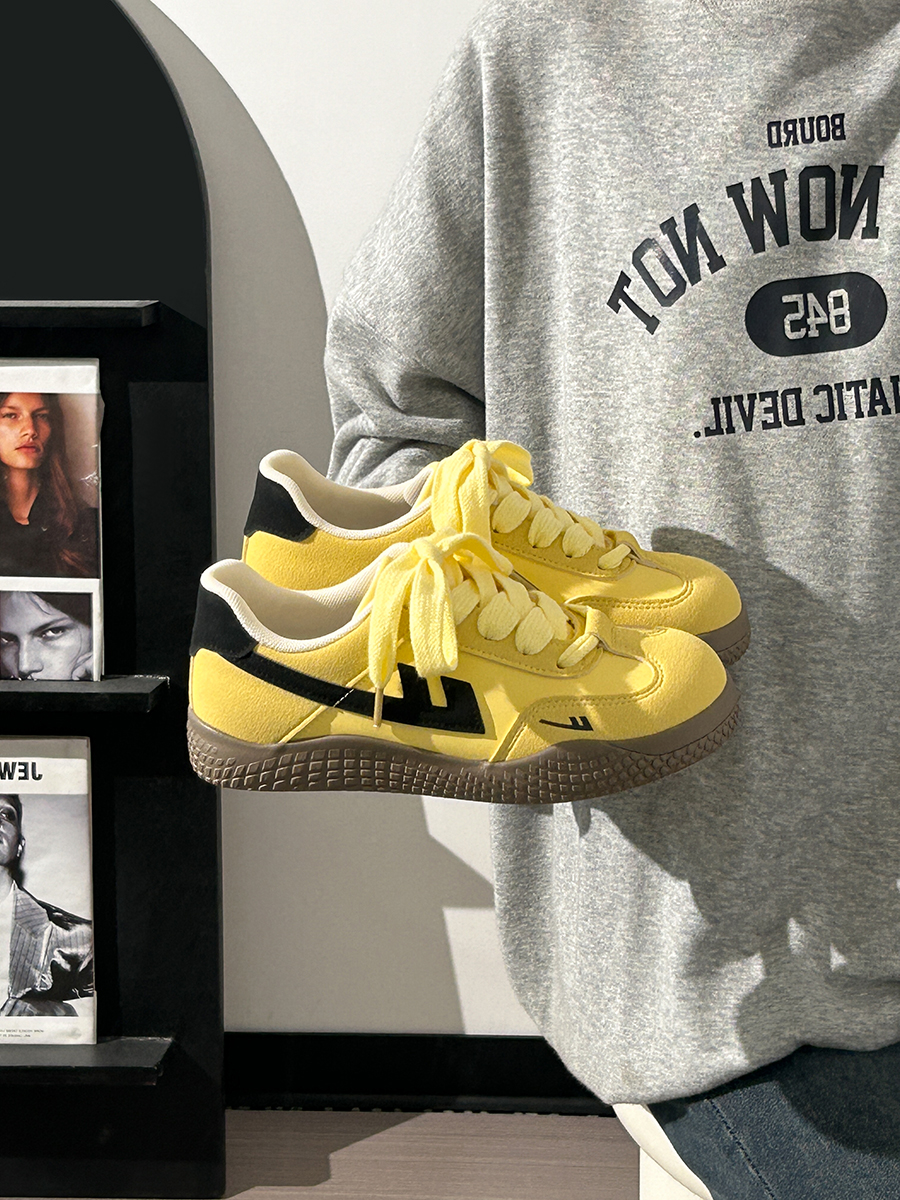 Women's Soft-Soled White Sneakers - Trendy Mesh Breathable Board Shoes for Summer 2025, Korean Style, Ins Fashion Women's Soft-Soled White Sneakers - Trendy Mesh Breathable Board Shoes for Summer 2025, Korean Style, Ins Fashion