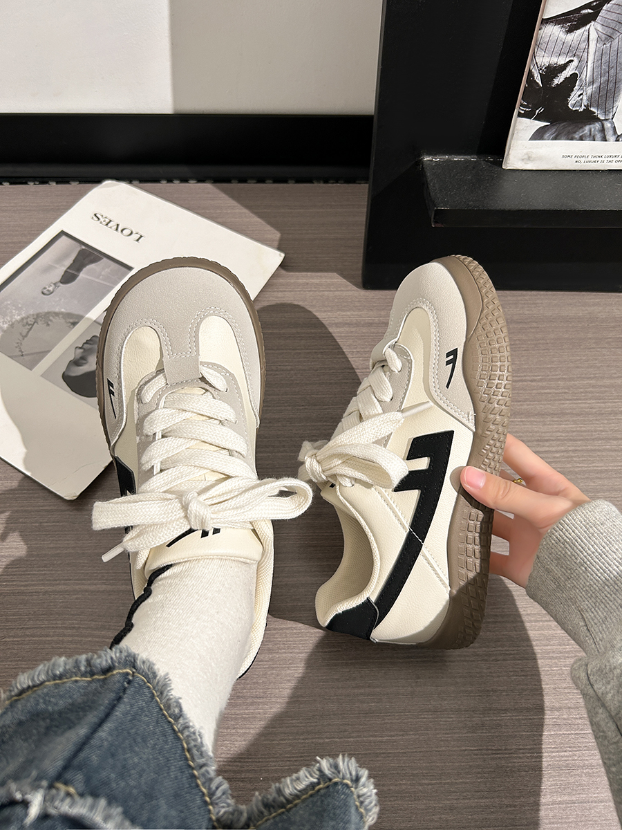 Women's Soft-Soled White Sneakers - Trendy Mesh Breathable Board Shoes for Summer 2025, Korean Style, Ins Fashion Women's Soft-Soled White Sneakers - Trendy Mesh Breathable Board Shoes for Summer 2025, Korean Style, Ins Fashion