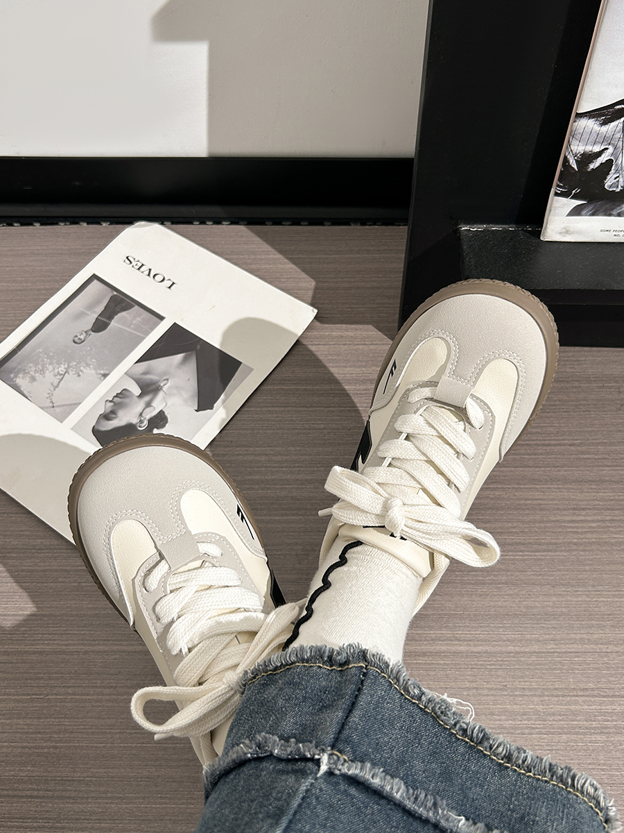 Women's Soft-Soled White Sneakers - Trendy Mesh Breathable Board Shoes for Summer 2025, Korean Style, Ins Fashion Women's Soft-Soled White Sneakers - Trendy Mesh Breathable Board Shoes for Summer 2025, Korean Style, Ins Fashion