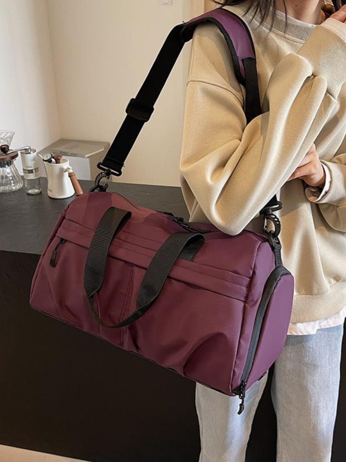 Women's Sports Training Fitness Bag - Versatile Travel Handbag for Yoga, Swimming & Business - Stylish Crossbody Bag for Short Trips Women's Sports Training Fitness Bag - Versatile Travel Handbag for Yoga, Swimming & Business - Stylish Crossbody Bag for Short Trips