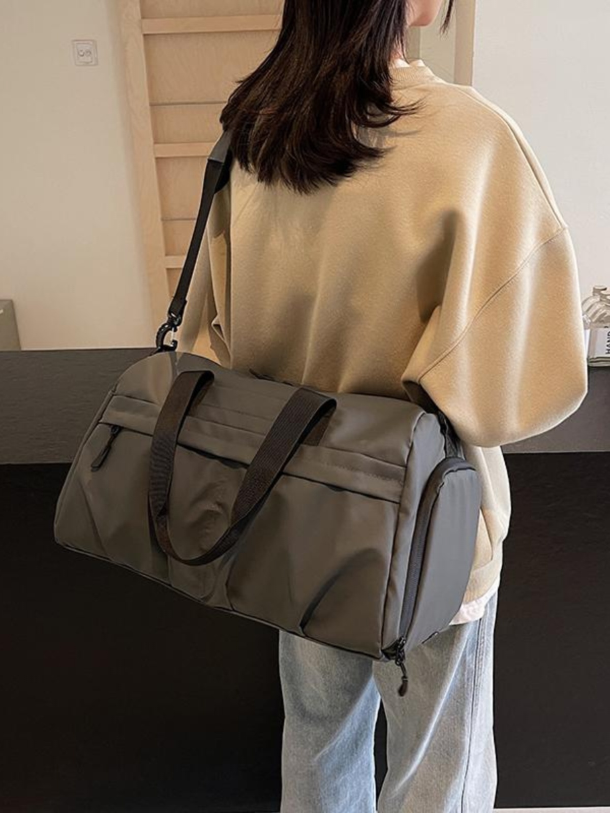 Women's Sports Training Fitness Bag - Versatile Travel Handbag for Yoga, Swimming & Business - Stylish Crossbody Bag for Short Trips Women's Sports Training Fitness Bag - Versatile Travel Handbag for Yoga, Swimming & Business - Stylish Crossbody Bag for Short Trips