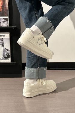 Women's Spring Thick-Soled White Sneakers, Versatile Minimalist Design, Niche Big Toe Shoes for a Trendy Look