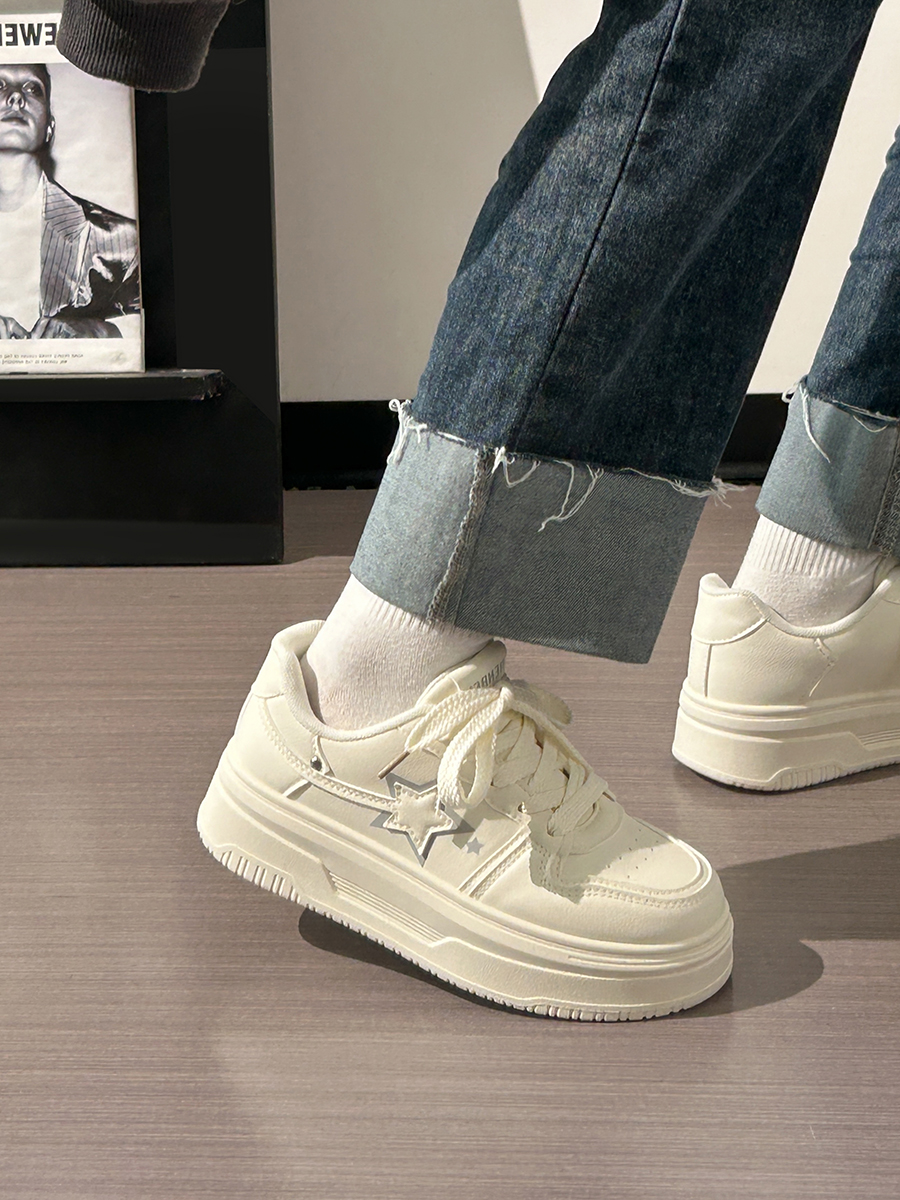 Women's Spring Thick-Soled White Sneakers, Versatile Minimalist Design, Niche Big Toe Shoes for a Trendy Look Women's Spring Thick-Soled White Sneakers, Versatile Minimalist Design, Niche Big Toe Shoes for a Trendy Look