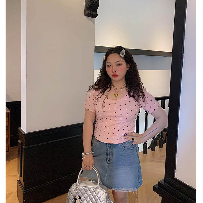 Women's Summer 2025 Short Sleeve Waist-Cinching Slim Fit T-Shirt - Stylish Casual Top for 90s and Y2K Inspired Looks Women's Summer 2025 Short Sleeve Waist-Cinching Slim Fit T-Shirt - Stylish Casual Top for 90s and Y2K Inspired Looks