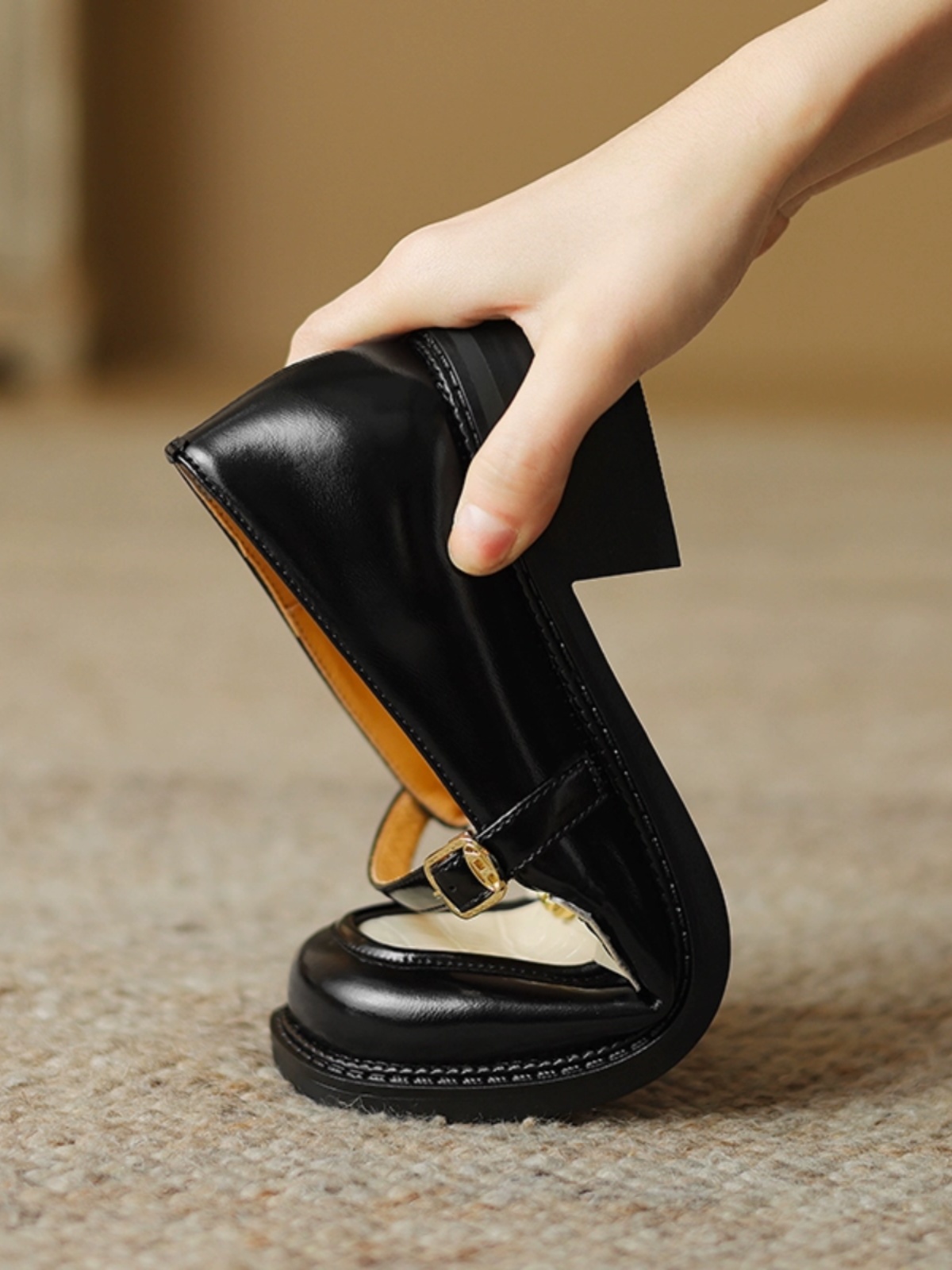 Women's Summer Color-Block Camellia Loafers - Soft Sheepskin Chunky Mid-Heel Shoes for 90s Inspired Style Women's Summer Color-Block Camellia Loafers - Soft Sheepskin Chunky Mid-Heel Shoes for 90s Inspired Style