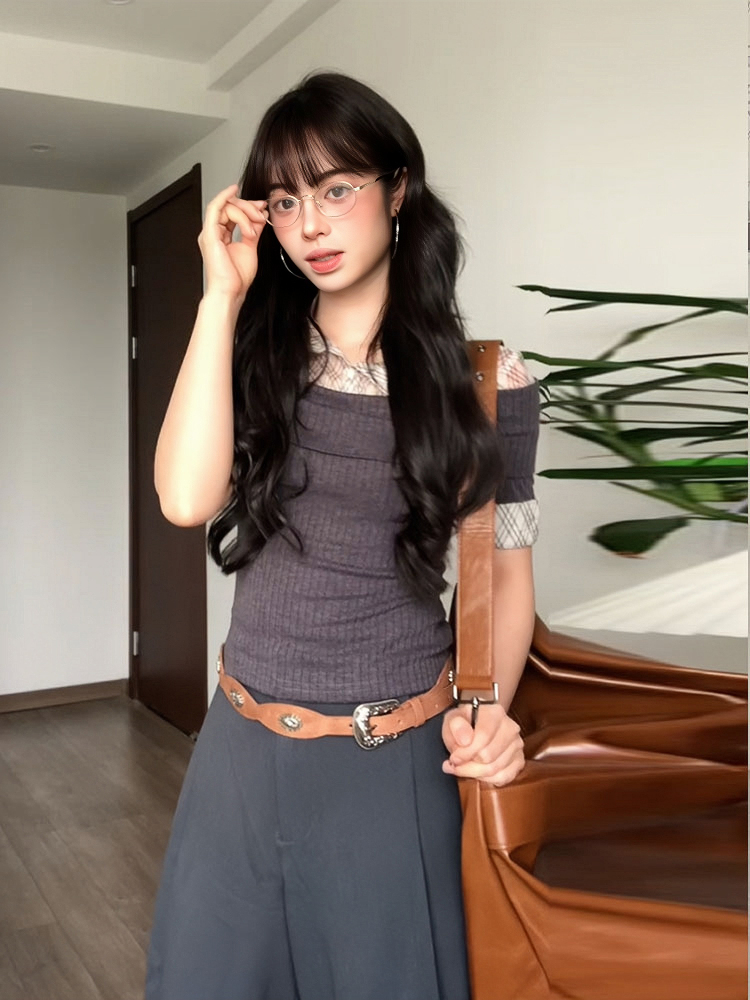 Women's Summer Fake Two-Piece Layered Short Sleeve Shirt, Spliced Knitted College Style, Slim Fit Flattering Top Women's Summer Fake Two-Piece Layered Short Sleeve Shirt, Spliced Knitted College Style, Slim Fit Flattering Top