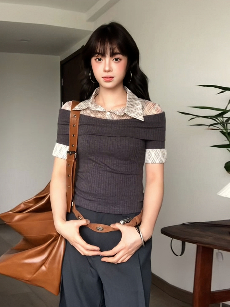 Women's Summer Fake Two-Piece Layered Short Sleeve Shirt, Spliced Knitted College Style, Slim Fit Flattering Top Women's Summer Fake Two-Piece Layered Short Sleeve Shirt, Spliced Knitted College Style, Slim Fit Flattering Top