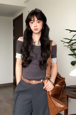 Women's Summer Fake Two-Piece Layered Short Sleeve Shirt, Spliced Knitted College Style, Slim Fit Flattering Top