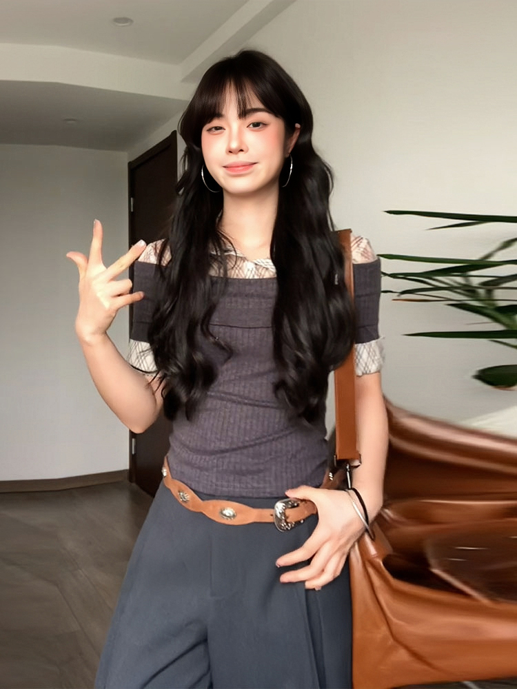 Women's Summer Fake Two-Piece Layered Short Sleeve Shirt, Spliced Knitted College Style, Slim Fit Flattering Top Women's Summer Fake Two-Piece Layered Short Sleeve Shirt, Spliced Knitted College Style, Slim Fit Flattering Top