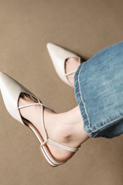 Women's Summer Genuine Leather Pointed Toe Cross Strap Sandals - Versatile Low Chunky Heel Closed Toe Footwear