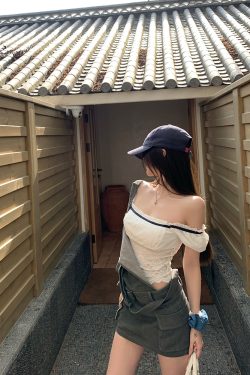 Women’s Summer Lace Splicing One-Shoulder Slim Top - Short Sleeve T-Shirt in White Tea, Sweet Desire Style