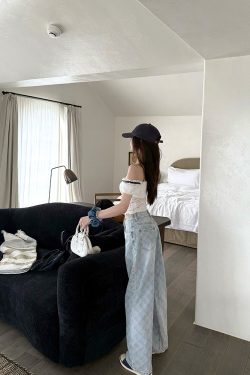 Women's Summer Vintage Laser Burned Floral Diamond Straight Leg Slim Fit Jeans - Trendy Y2K Inspired Denim for Effortless Style