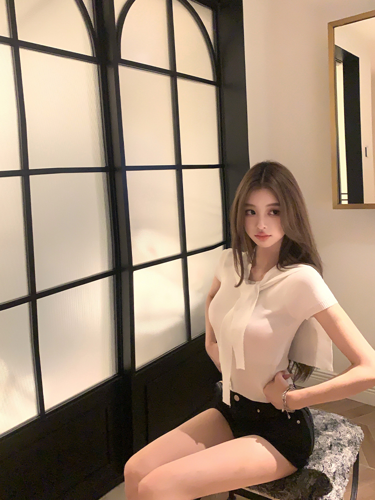 Women's Summer White Short Sleeve T-Shirt and Shawl Knitted Two-Piece Set, Lightweight, Holiday Fresh, Y2K Style Women's Summer White Short Sleeve T-Shirt and Shawl Knitted Two-Piece Set, Lightweight, Holiday Fresh, Y2K Style