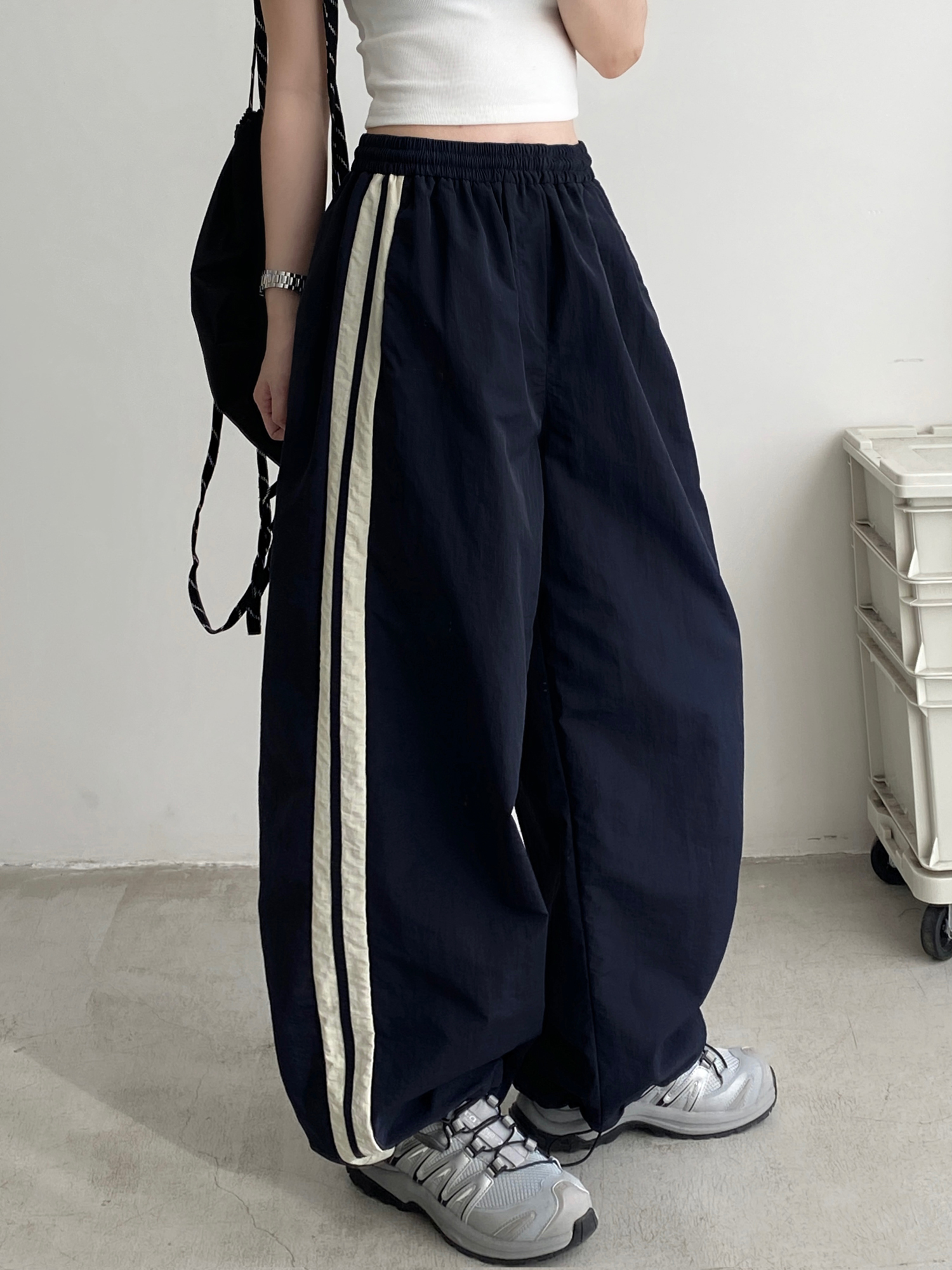 Women's Sun Grapefruit Embroidered Two-Way Stretch Slimming Sports Pants - Versatile Casual Long Pants for Activewear Women's Sun Grapefruit Embroidered Two-Way Stretch Slimming Sports Pants - Versatile Casual Long Pants for Activewear