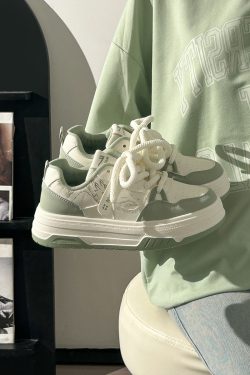 Women's Thick-Soled Big Head Shoes - Breathable White Board Shoes for Summer 2025 - Trendy Casual Footwear