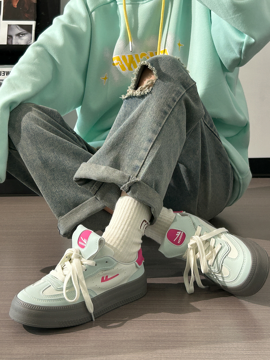 Women's Thick-Soled Canvas Shoes - 2025 Summer Korean Style Versatile Breathable Sneakers for Trendy Looks Women's Thick-Soled Canvas Shoes - 2025 Summer Korean Style Versatile Breathable Sneakers for Trendy Looks