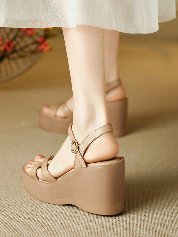 Women's Thick-Soled Wedge Open-Toe Sandals - 2025 Summer Waterproof High Heels in Cowhide - Stylish and Comfortable Footwear Women's Thick-Soled Wedge Open-Toe Sandals - 2025 Summer Waterproof High Heels in Cowhide - Stylish and Comfortable Footwear