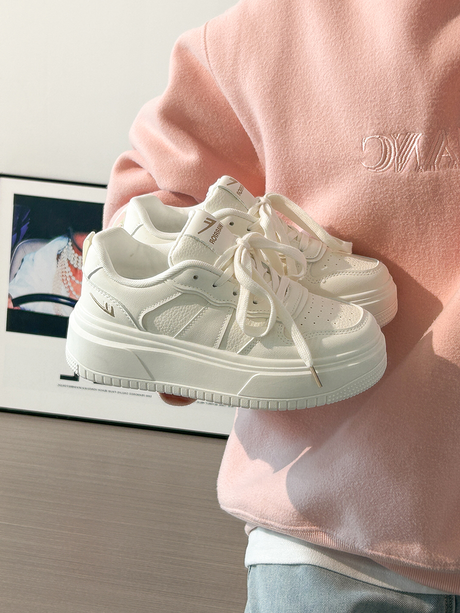 Women's Thick-Soled White Shoes, Breathable Retro Korean Style Big Toe Design, Height-Increasing Versatile Bread Shoes Women's Thick-Soled White Shoes, Breathable Retro Korean Style Big Toe Design, Height-Increasing Versatile Bread Shoes