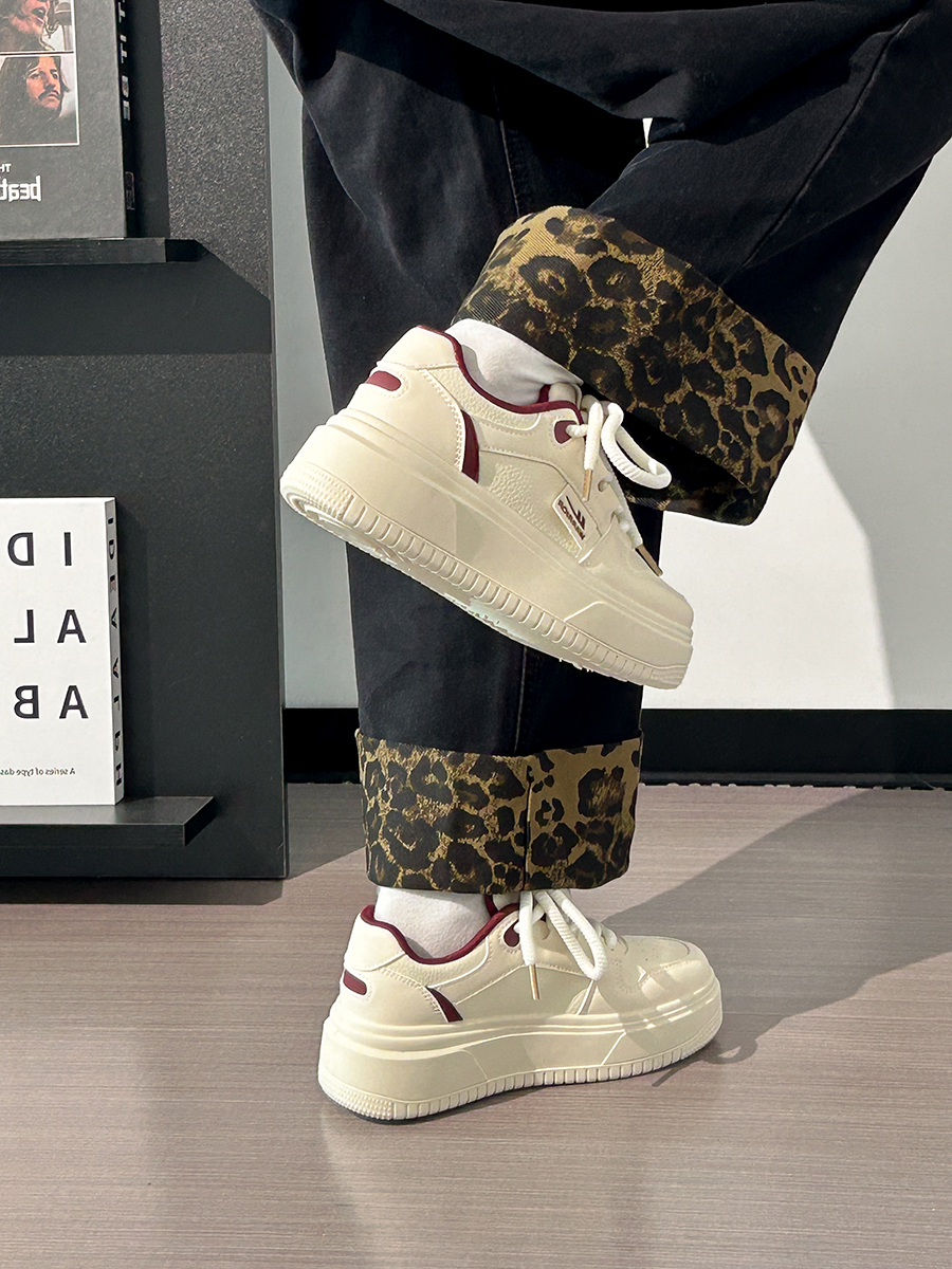 Women's Thick-Soled White Shoes, Breathable Retro Korean Style Big Toe Design, Height-Increasing Versatile Bread Shoes Women's Thick-Soled White Shoes, Breathable Retro Korean Style Big Toe Design, Height-Increasing Versatile Bread Shoes