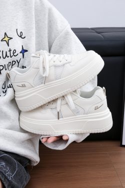 Women's Thick-Soled White Shoes, Breathable Retro Korean Style Big Toe Design, Height-Increasing Versatile Bread Shoes