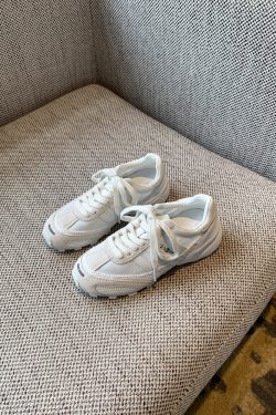 Women's Ultra-Light Breathable White Sneakers 2025 – Summer Mesh Casual Jogging Shoes with Thick Sole for Comfort and Style