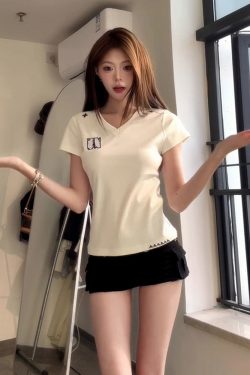Women's V-Neck Spicy Girl T-Shirt - 2025 Summer White Casual Short Sleeve Slimming Top, American Style Versatile Fashion