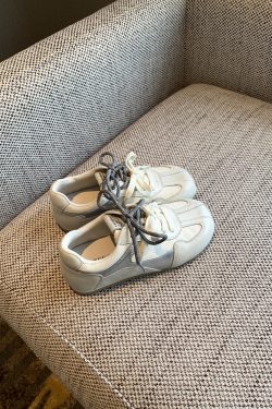 Women's Versatile Flat Hiking Shoes - Comfortable Casual Sports Footwear for Spring 2025