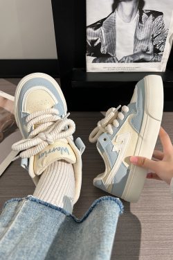 Women’s Versatile Little White Canvas Sneakers - Breathable Soft Sole Summer Shoes - Trendy Casual Footwear for Everyday Style