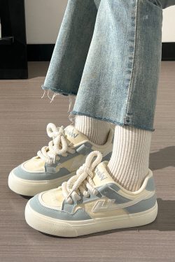 Women’s Versatile Little White Canvas Sneakers - Breathable Soft Sole Summer Shoes - Trendy Casual Footwear for Everyday Style