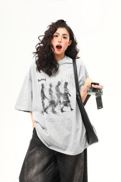 Women’s Vintage Blurry Portrait Print Short Sleeve T-Shirt - Summer Round Neck Loose Fit Couples Tee - 90s Inspired Fashion