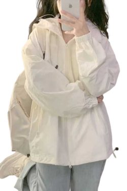 Women's Vintage Chic Lightweight White Sun Protection Jacket with Hood, Short Cardigan for Junior High and High School Students