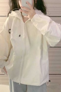 Women's Vintage Chic Lightweight White Sun Protection Jacket with Hood, Short Cardigan for Junior High and High School Students