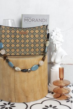 Women's Vintage French Style Underarm Bag, Niche Design Small Crossbody Bag, Cute 2023 Spring Collection