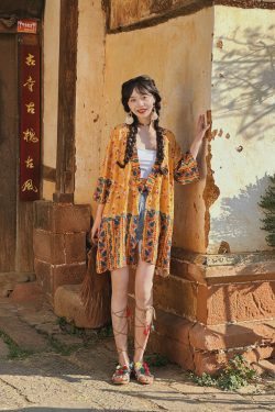 Women's Vintage Printed Cardigan for Thailand Travel - Sun Protection Clothing for Beach Outings and Casual Outfits